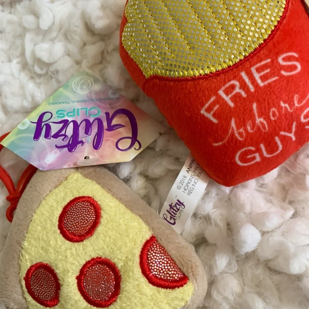 Glitzy Clips New Pizza 🍕 and Fries 🍟 Plush Key Chain Purse Charm Set Red Yellow